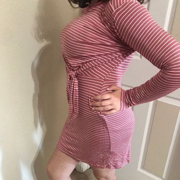 Alya Dresses & Skirts - New with tag Francesca’s ALYA front tie dress XS